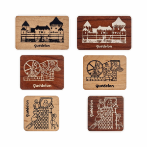 Guédelon wooden magnets